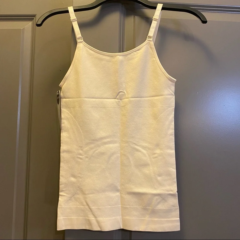 Empetua All Day Every Day Scoop Neck Cami - Picture 2 of 5